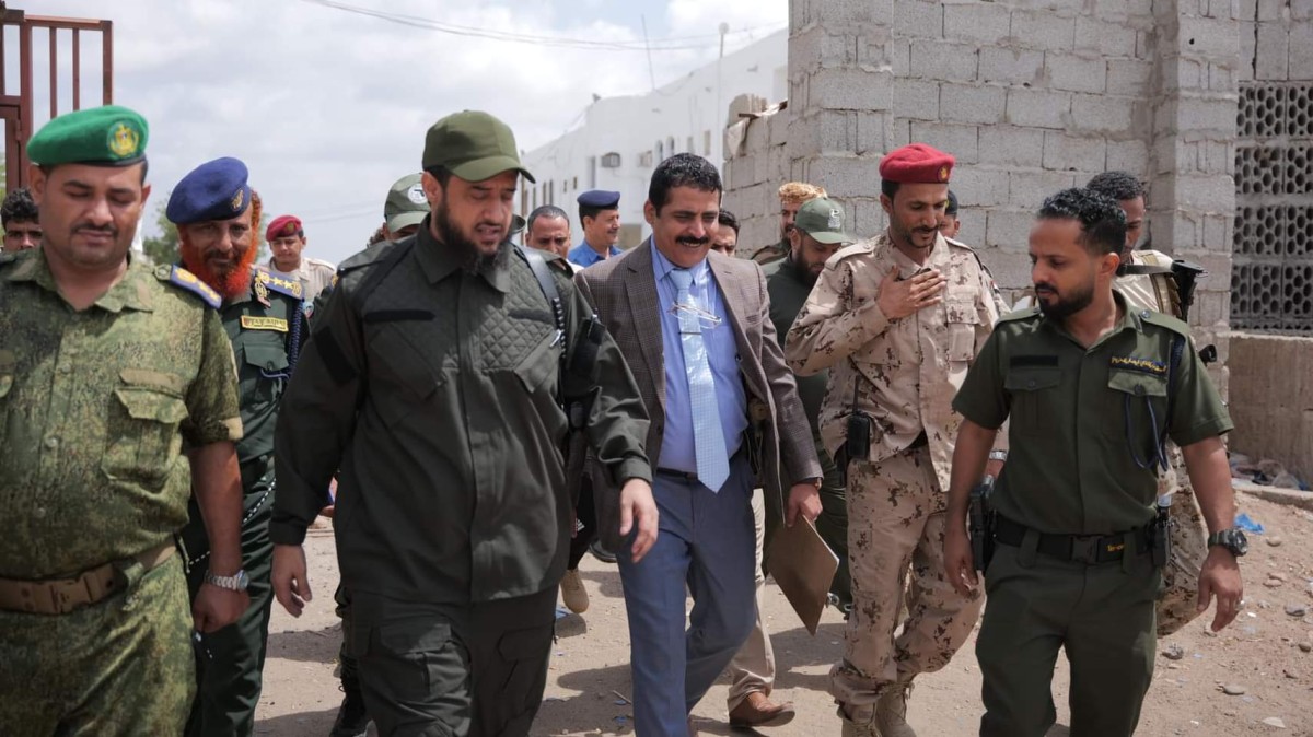 مدير أمن لحج يستقبل وفد النيابة الجزائية في زيارة تفقدية للسجن المركزي ومكافحة الإرهاب