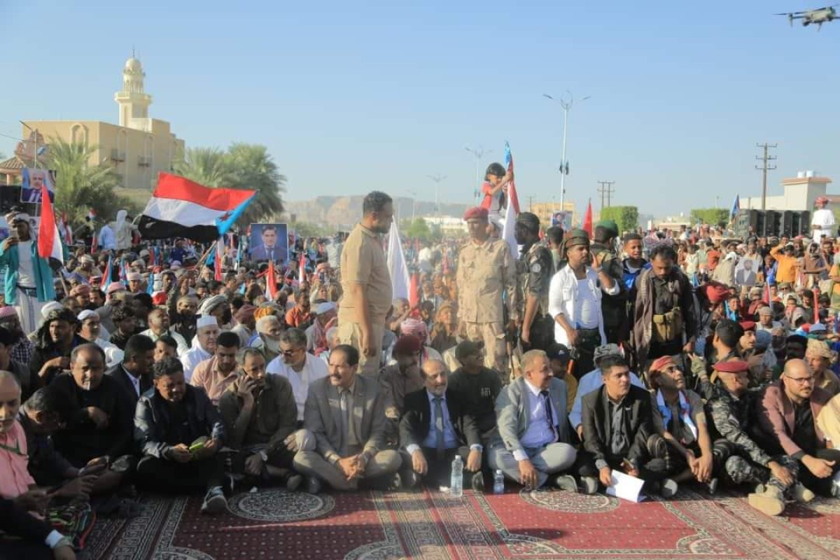 في ذكرى ثورة 14 أكتوبر .. الحضارم يرفعون شعار استقلال وادي وصحراء حضرموت