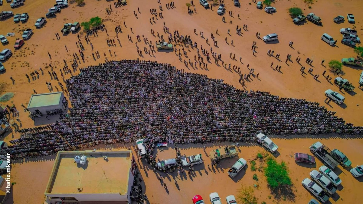 شبوة.. تشييع مهيب لجثمان شهيد الواجب المقدم احمد السليماني