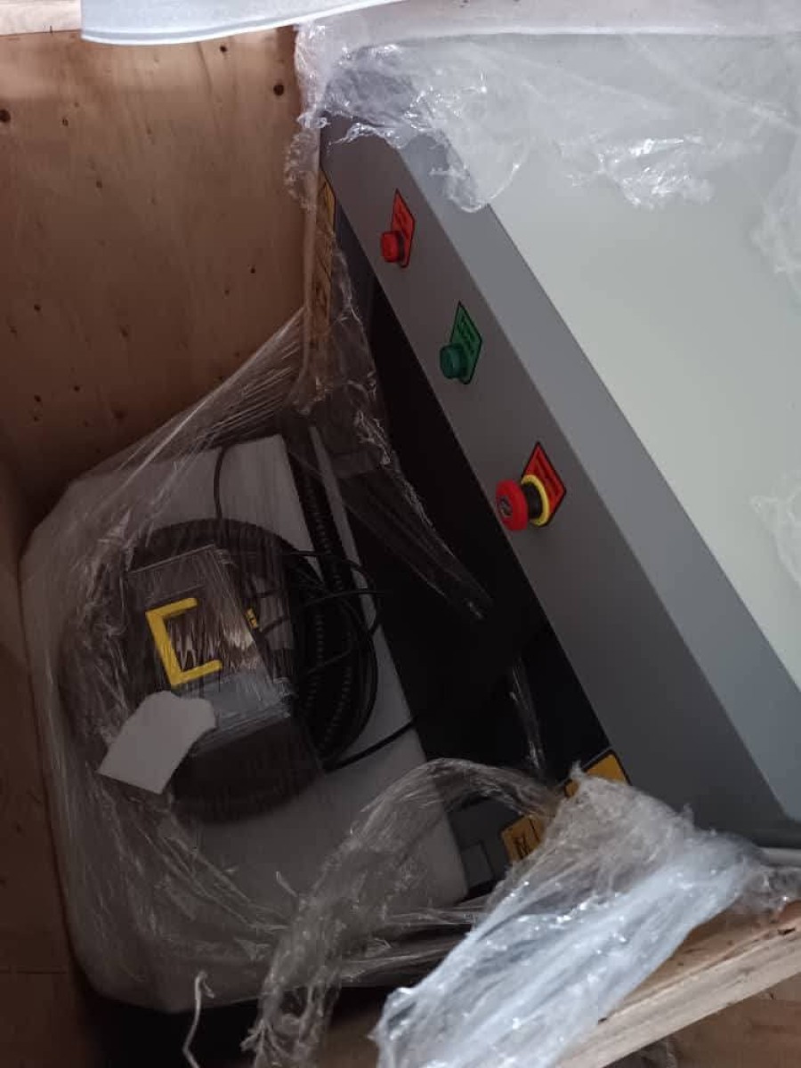 Seizing drone engines and other strategic goods at customs in the free zone in Aden