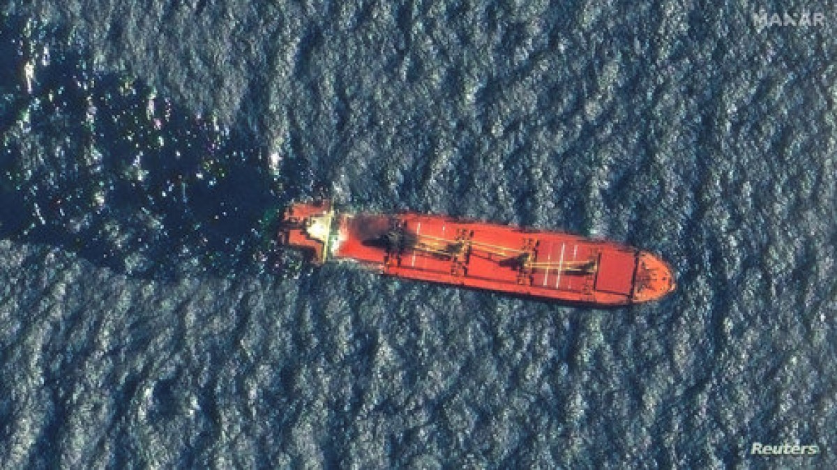 Washington imposes new sanctions on the Iranian oil sector