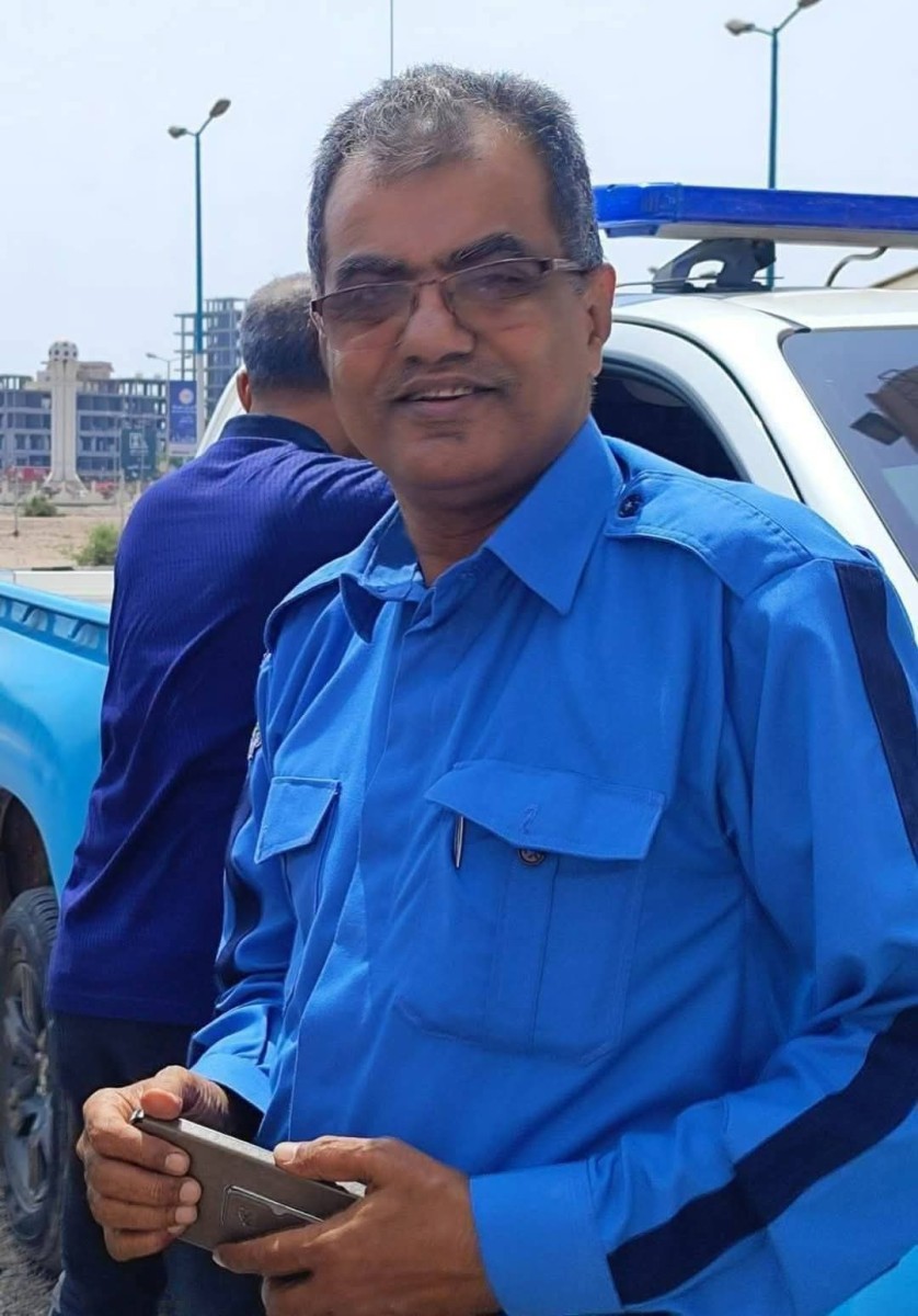 An attack on Aden Traffic Director causes a traffic strike and sufficiency in the city streets
