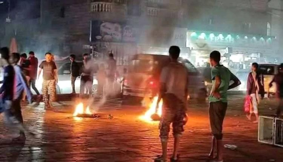 مطالب عاجلة بتحرك شعبي لوقف الانهيار الاقتصادي في عدن والجنوب