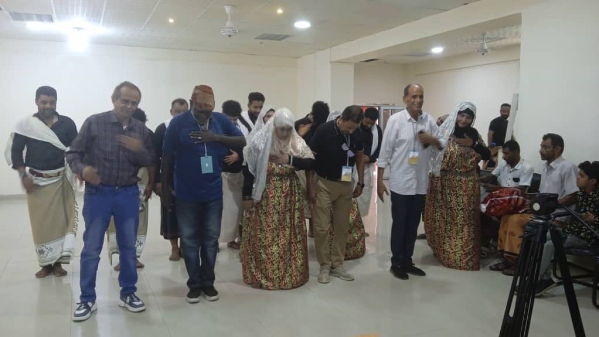 اختتام مشروع "حركات" في معهد جميل غانم بعدن