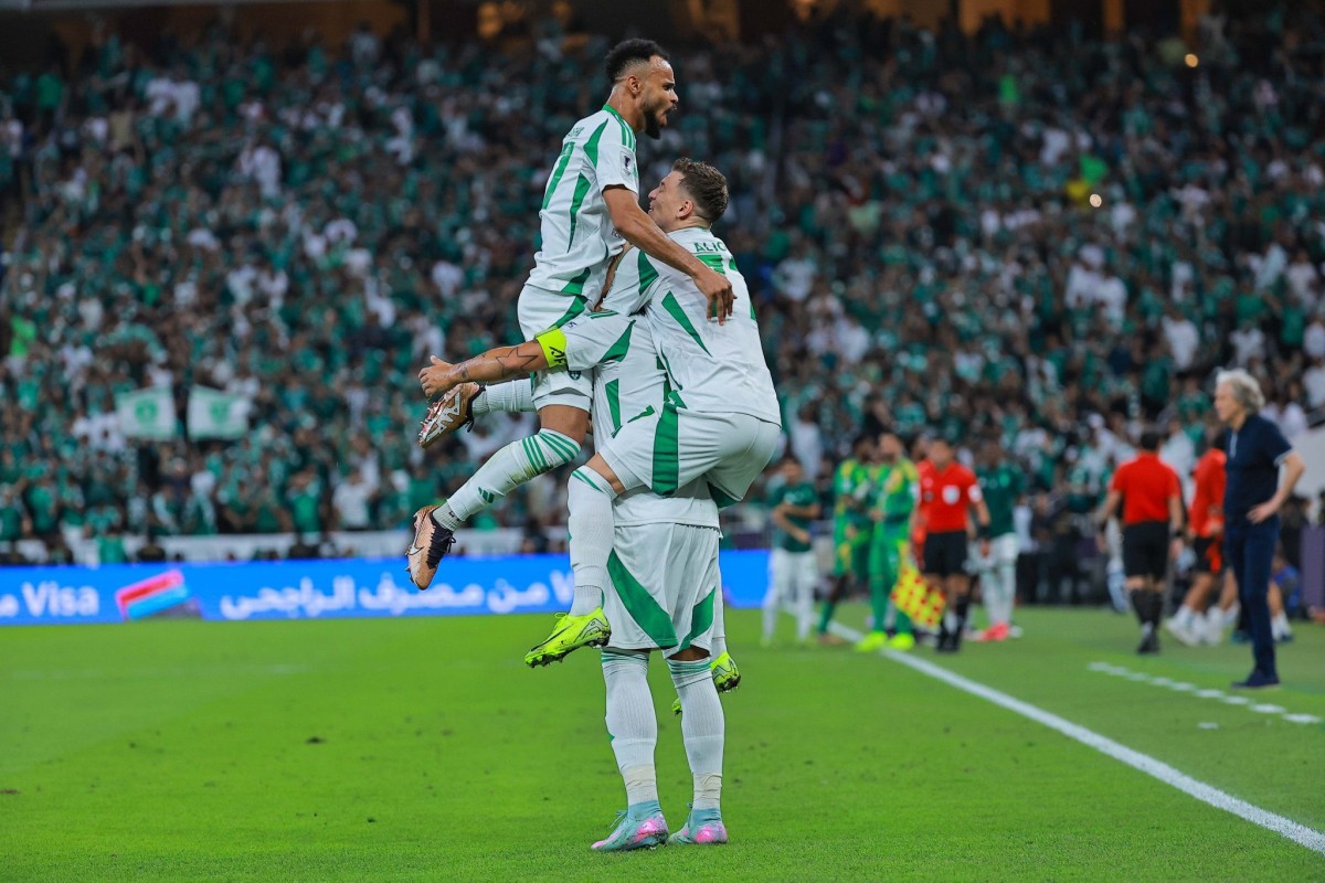 الأهلي يصعق الهلال ويتأهل لنهائي دوري أبطال آسيا للنخبة