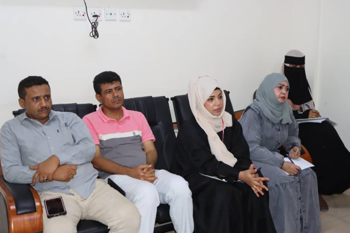 Minister Al -Zaouri is familiar with the progress of work in the two care and rehabilitation funds of the handicapped and social welfare in Aden