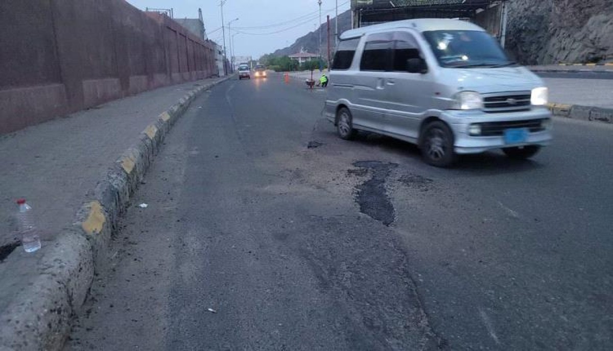 The spread of excavations in the roads of Aden raises the discontent of the citizens