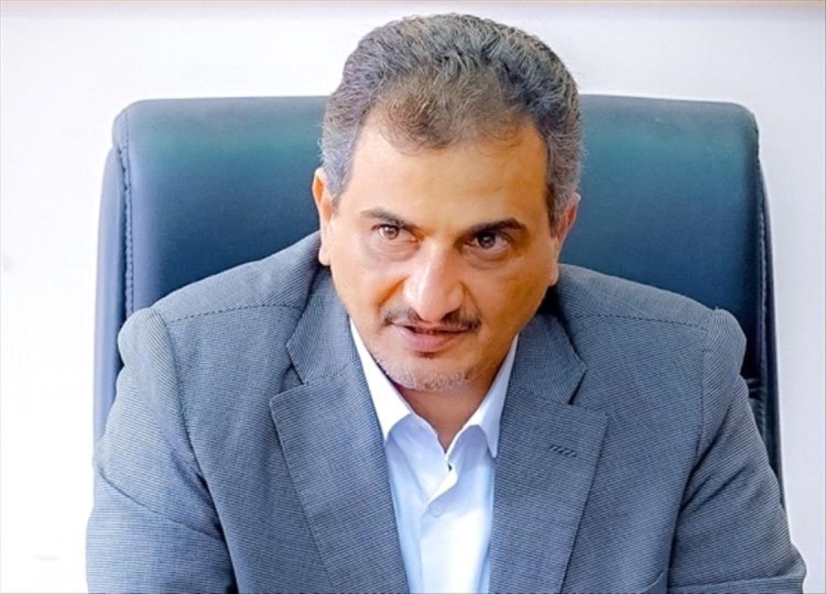 The governor of Aden intends to meet a number of women participating in popular protests