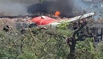 كانت تقل 242 راكبا.. تحطم طائرة هندية في "حادث مأساوي"
