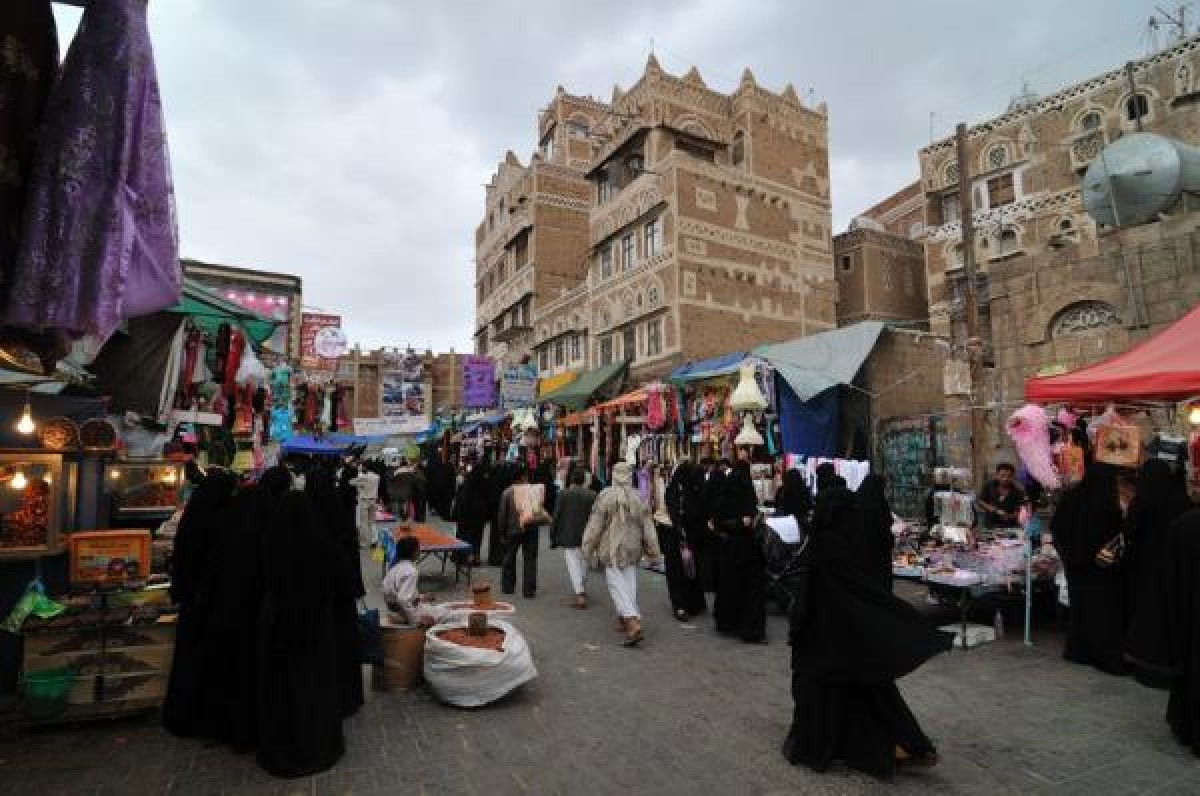 موجة غلاء وجبايات تضرب مناطق سيطرة الحوثيين