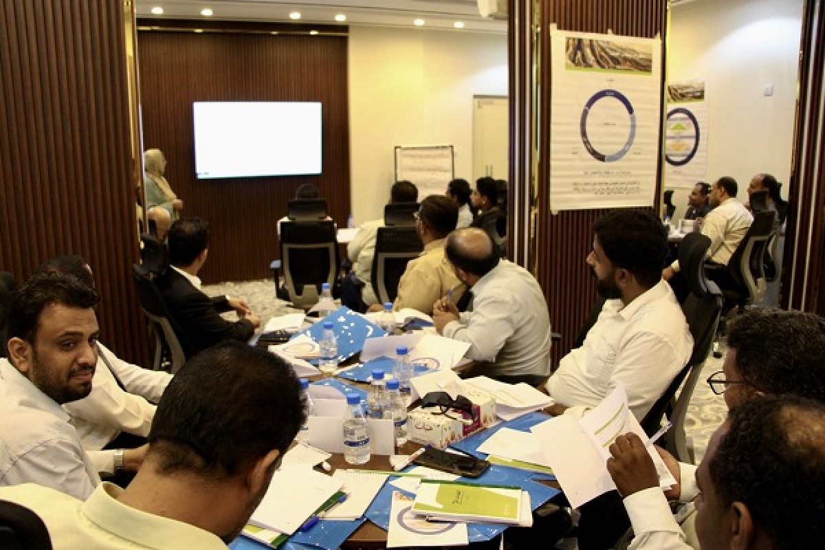 تدشين دورة "العادات الـ7" لكوادر وموظفي بنك بن دول للتمويل الأصغر الإسلامي