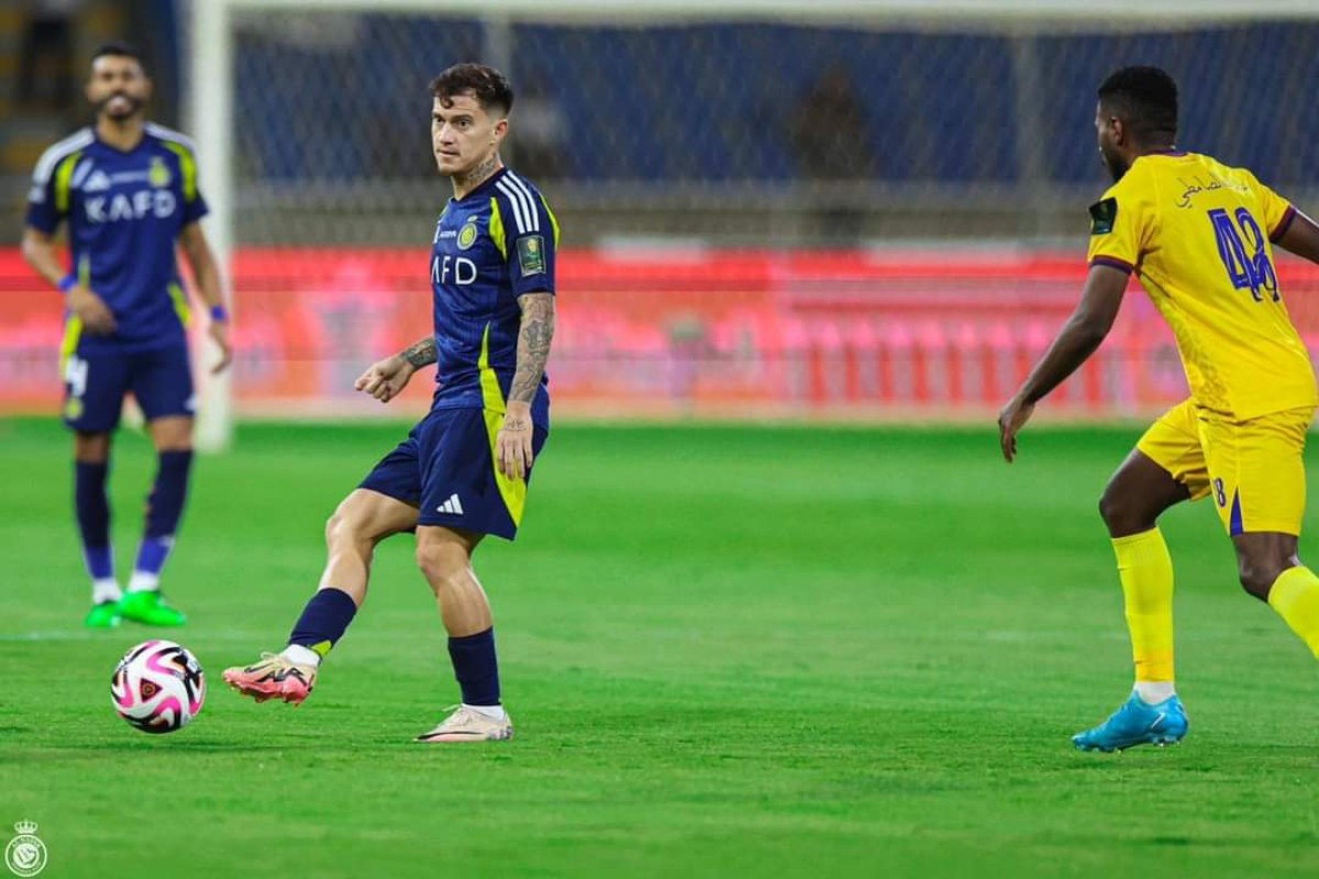 خطأ كارثي يعبر بالنصر إلى ثمن نهائي كأس الملك السعودي