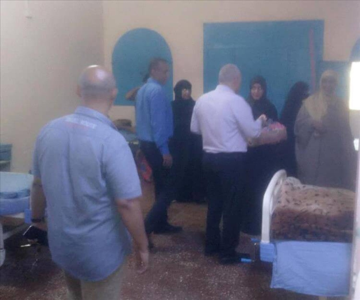 عدن..البيشي يتفقد مستشفى الأمراض النفسية ويطلع على أحوال المرضى وسير العمل فيه