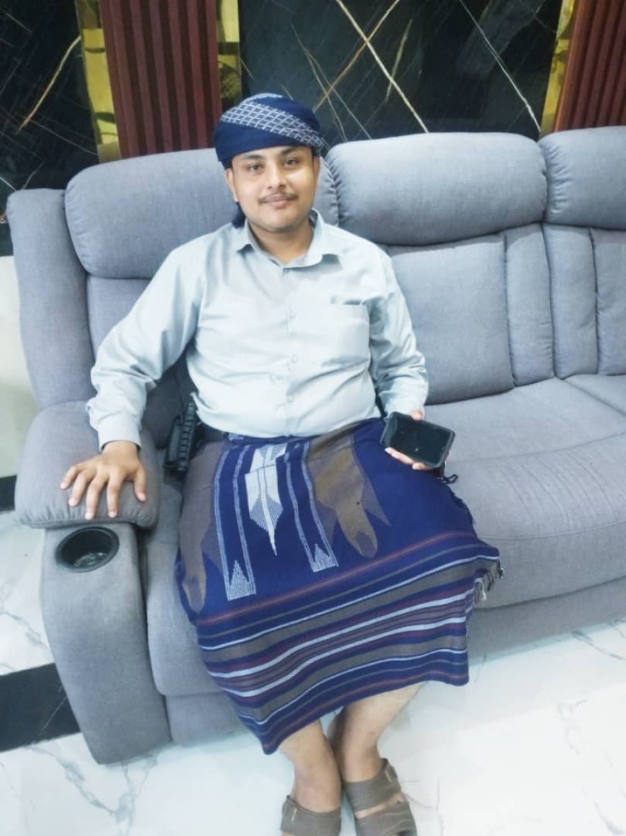 نزلاء فندق الإبداع يهنئون ربيع الحضرمي بمناسبة خطوبته ويتمنون له حياة مليئة بالسعادة والنجاح