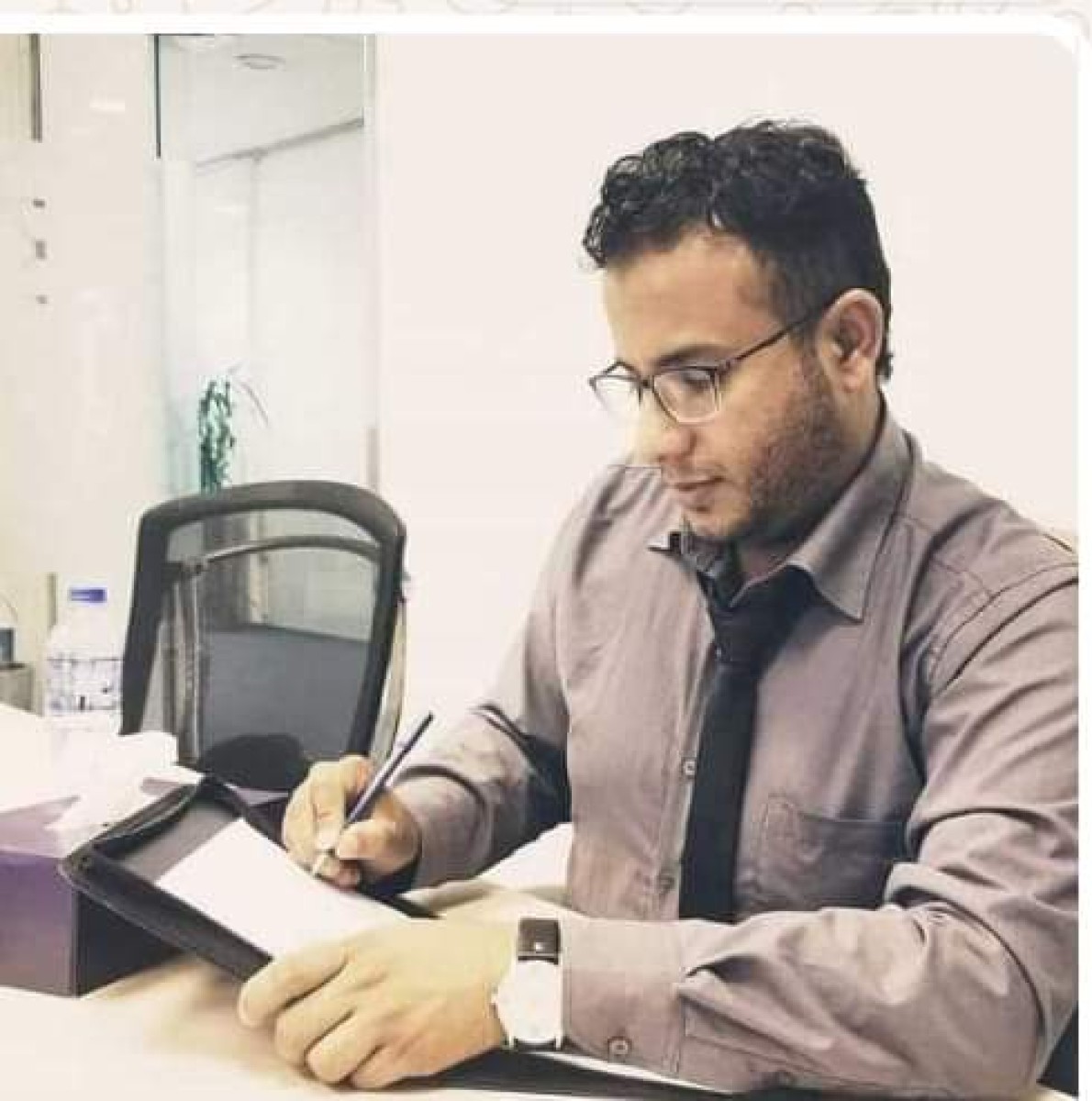 A Hadhrami journalist was arrested in Aden