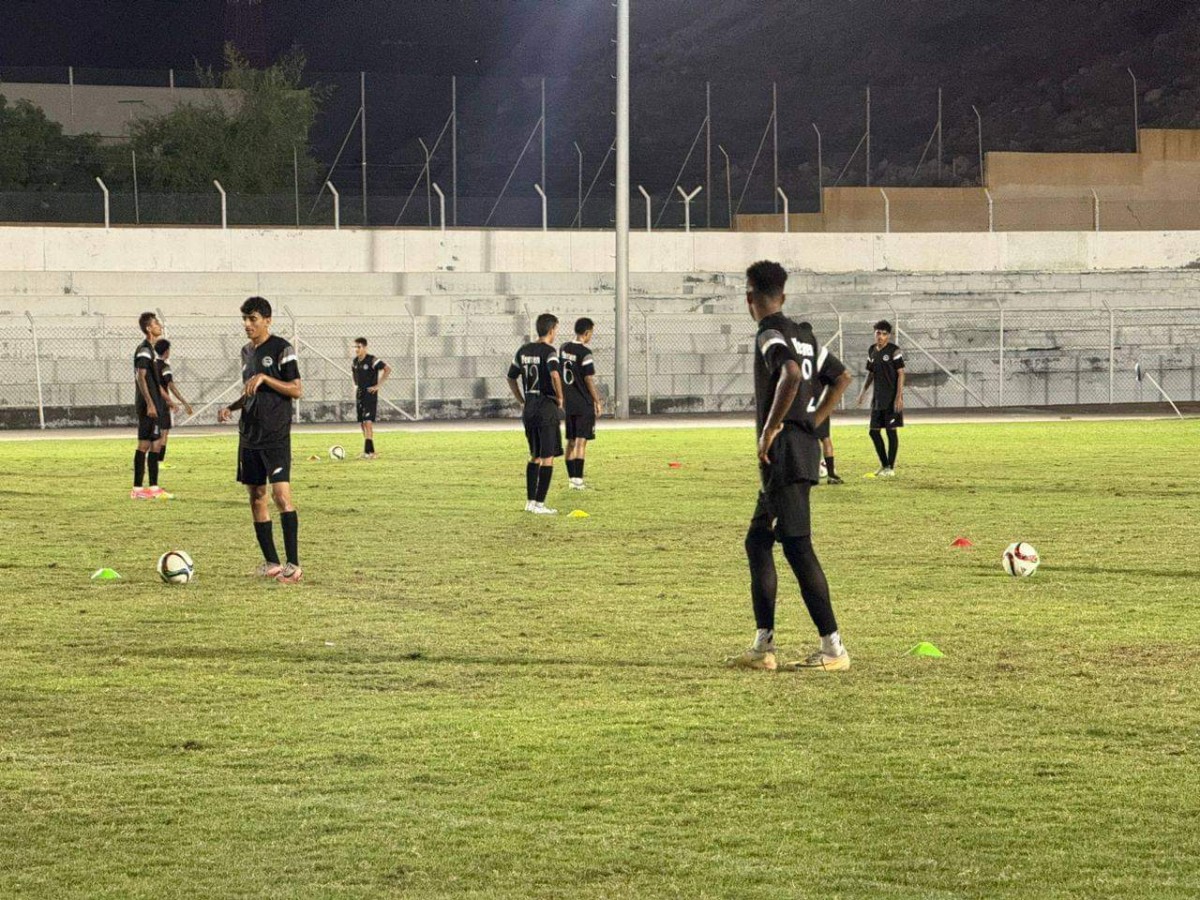 منتخب اليمن للناشئين يواصل تحضيراته الآسيوية في معسكره الخارجي بمسقط