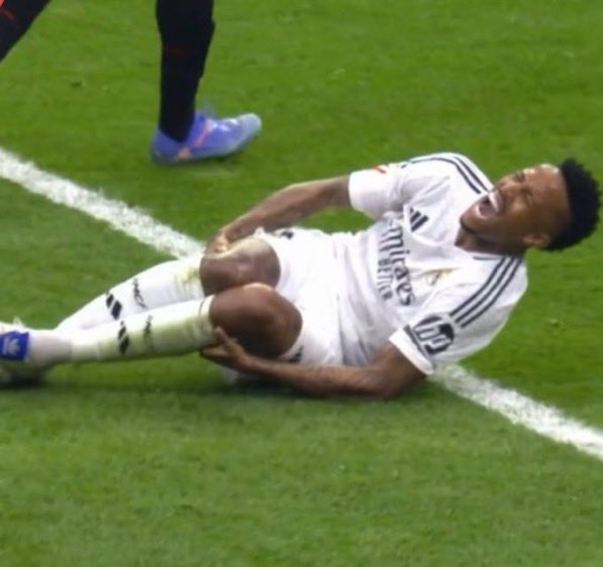موسمه انتهى.. ريال مدريد يعلن تفاصيل إصابة ميليتاو