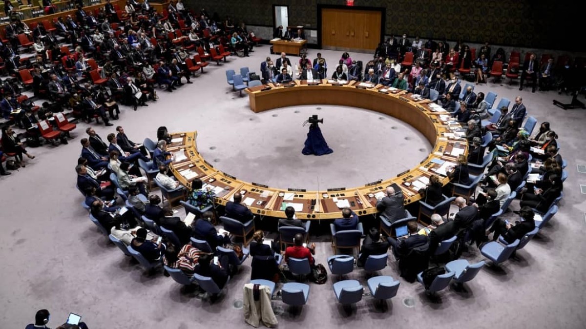 The Security Council unanimously approves the extension of the sanctions regime in Yemen for another year