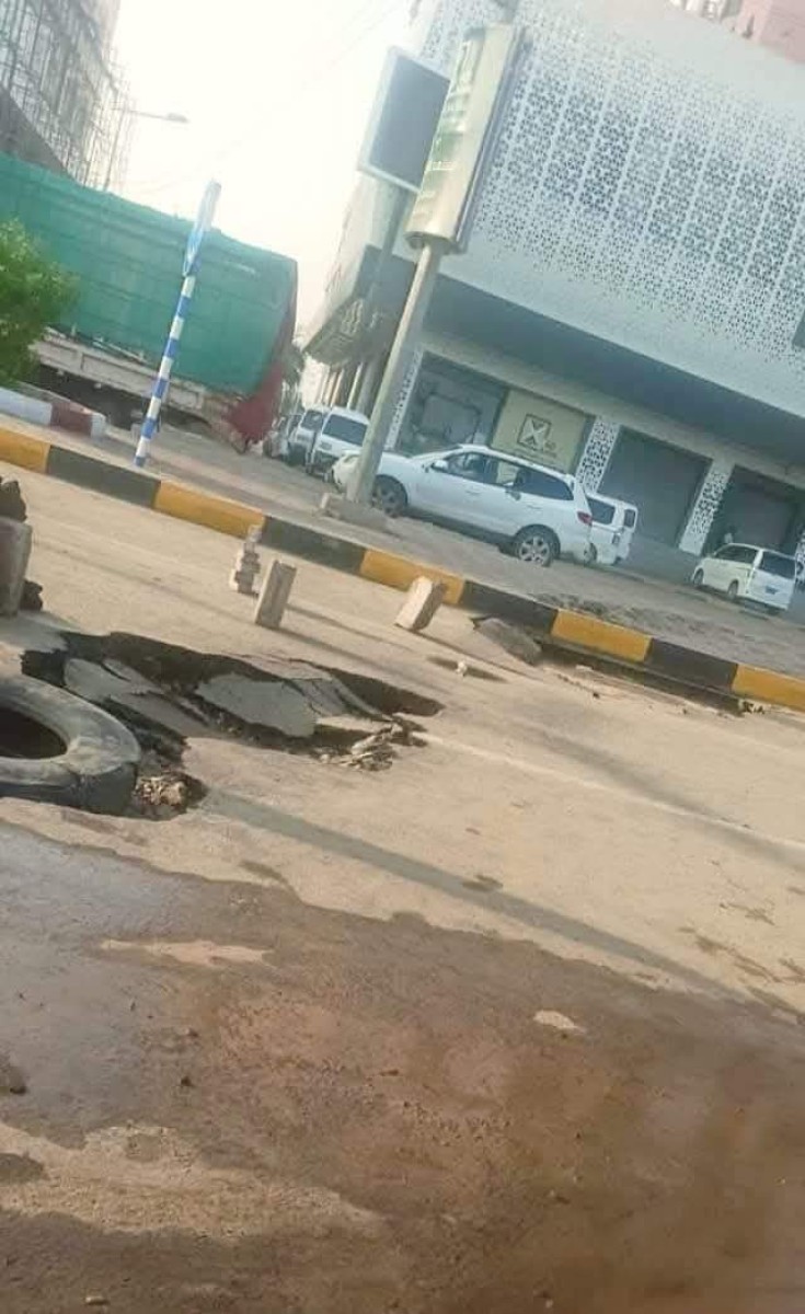 In the first test of its quality, part of the asphalt on 90th Street in Mansoura collapsed