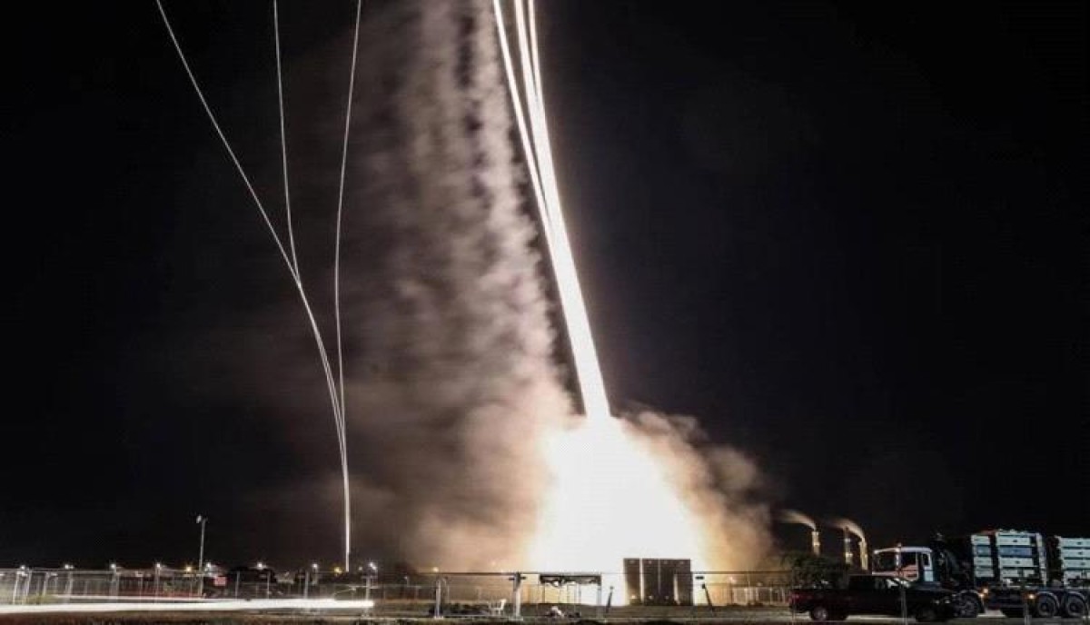 The Israeli army announces the interception of a missile launched from Yemen
