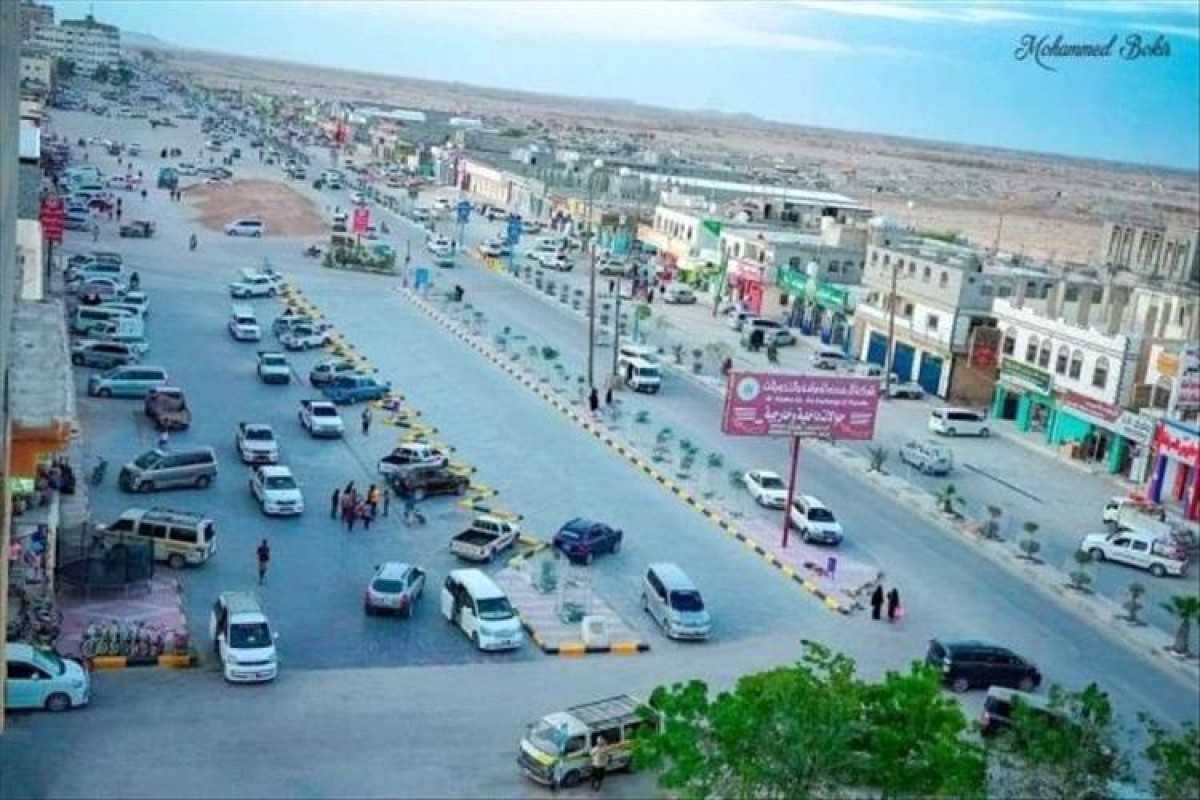 A suspect accused of manufacturing alcohol was arrested in Shabwa