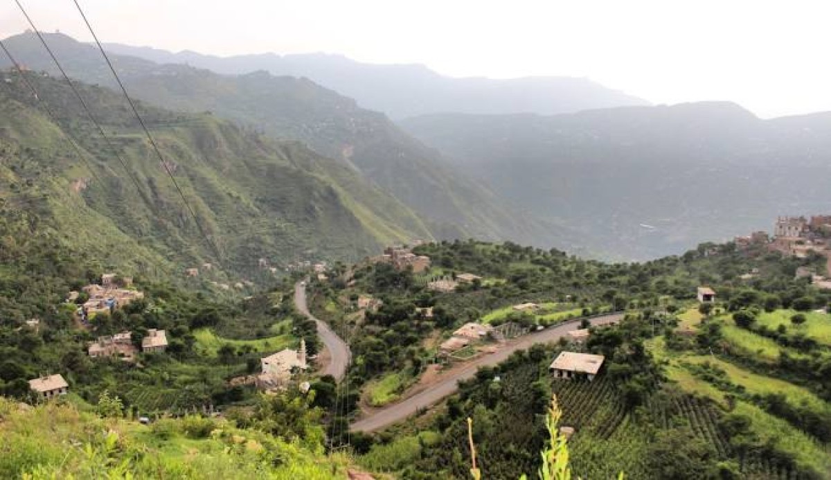 Tampering with weapons...kills a girl in Ibb