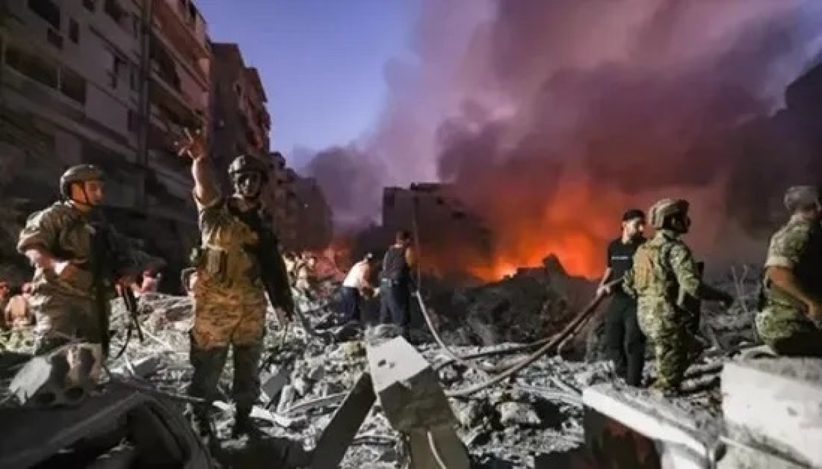 The ceasefire monitoring team arrives in Lebanon to begin its work