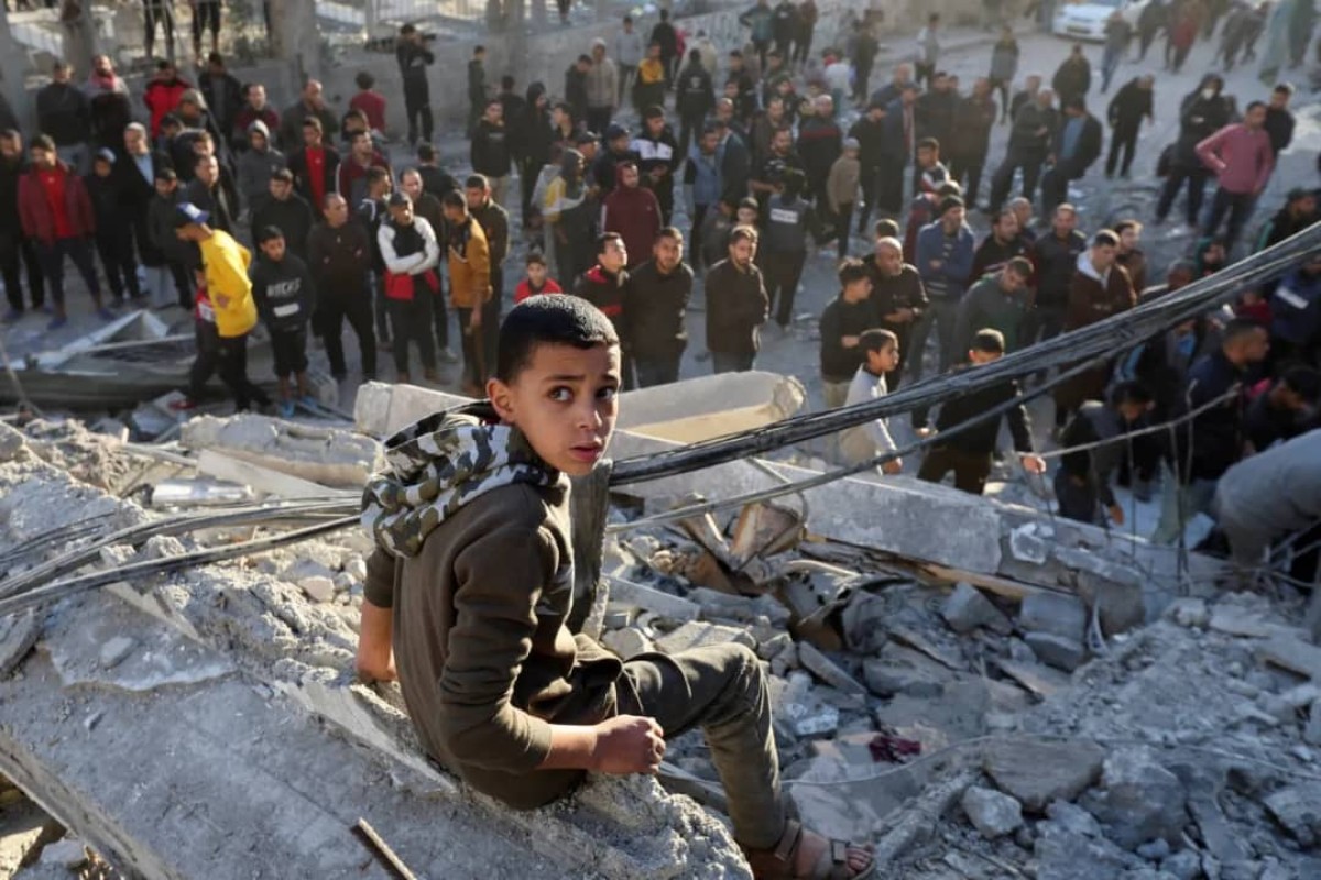 Gaza: 7 Palestinians were killed by an Israeli bombing of a school housing displaced people