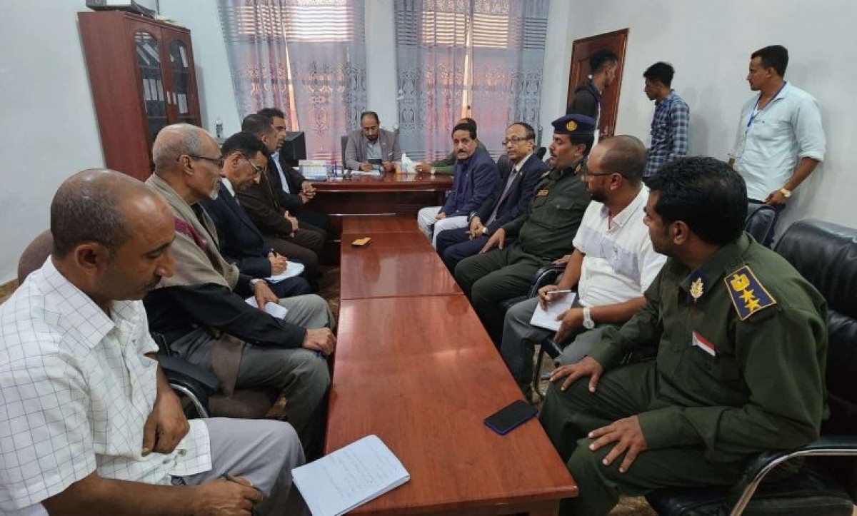 Socotra.. The communication team visits the Security Department and the Immigration and Civil Status Department