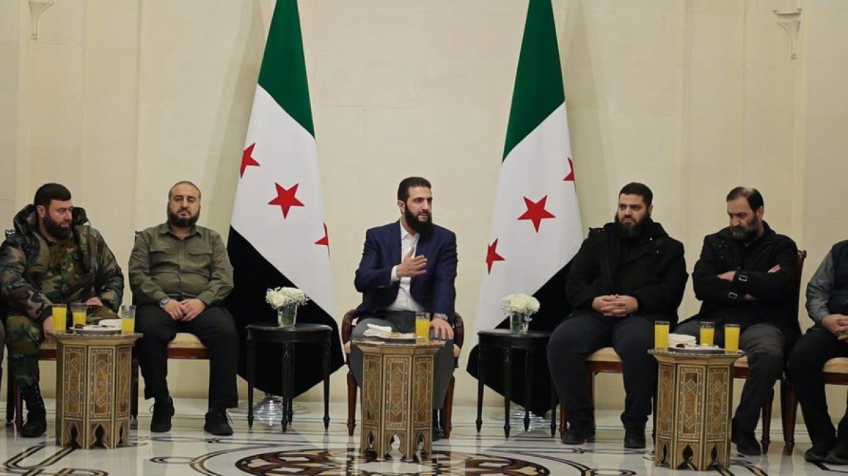 The new leadership in Syria announces "an agreement to dissolve the factions and merge them under the Ministry of Defense"