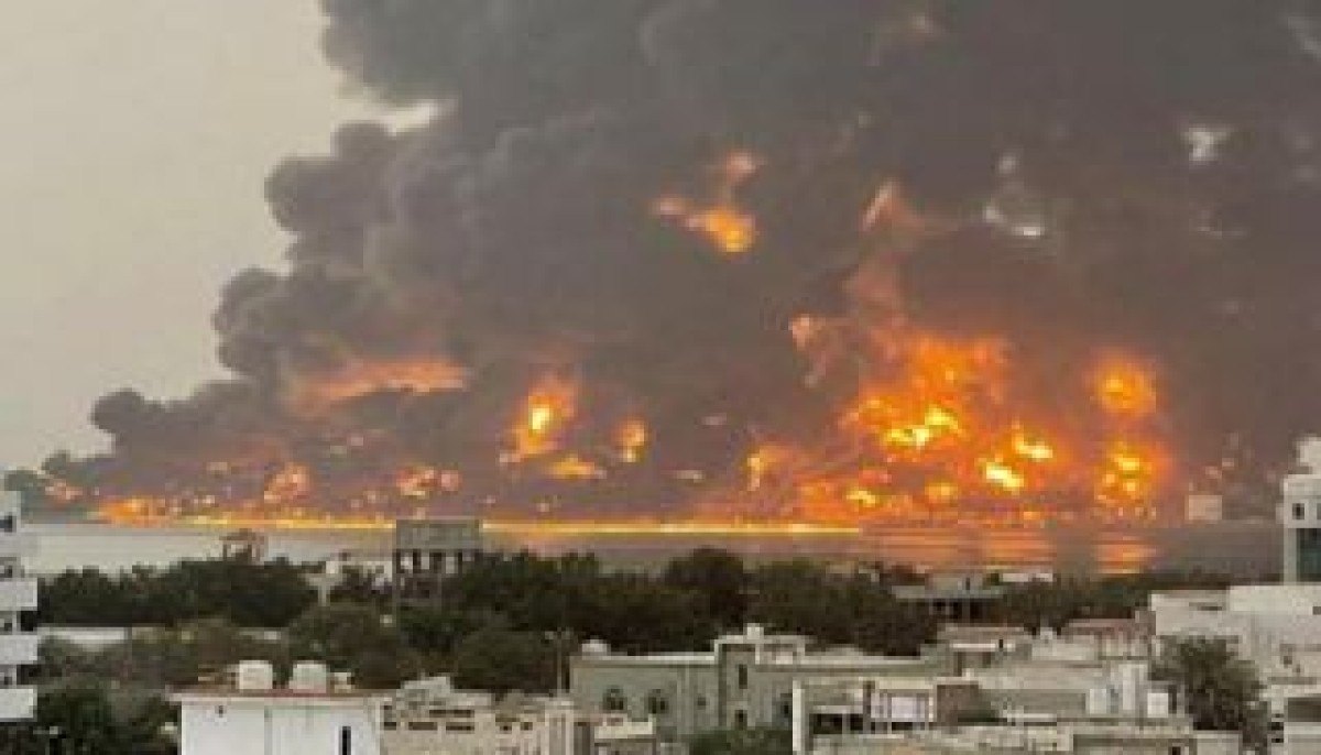 «حتى توقف التهديد».. أمريكا تتعهد باستمرار الضربات ضد الحوثيين