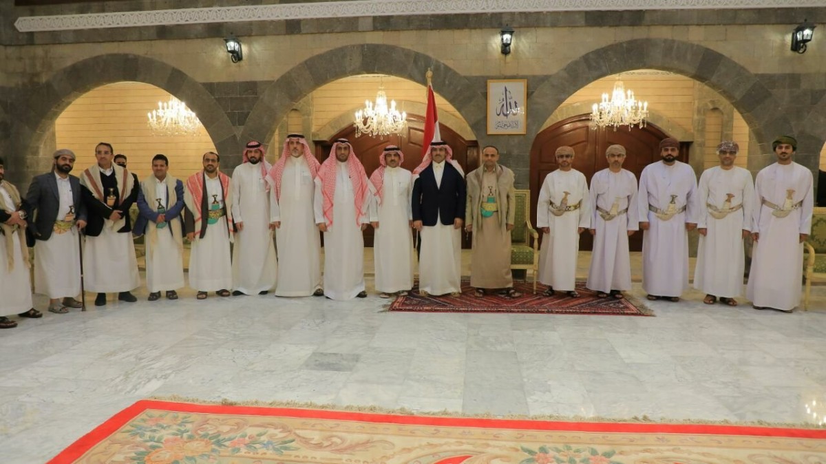 (صحيفة سعودية).. “الرياض إلى جانب صنعاء” وتتابع باهتمام تطورَ الأحداث الجارية في اليمن