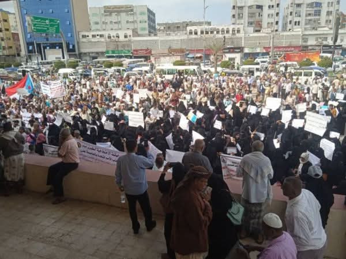 السقلدي: تظاهرات عدن رسالة واضحة للحكومة والانتقالي