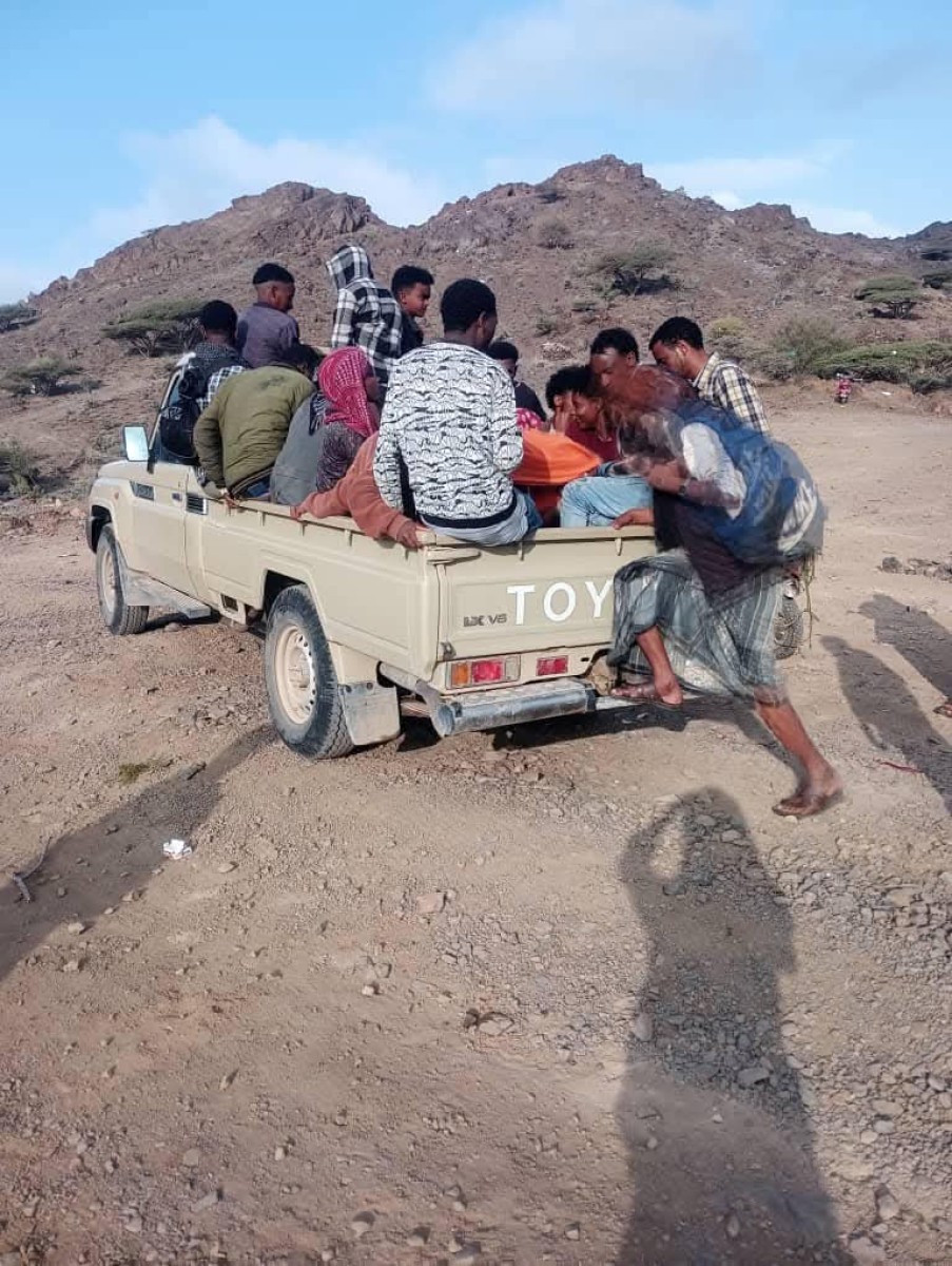 The security campaign seized a smuggling boat in the Al-Mudaraba and Ras Al-Ara districts