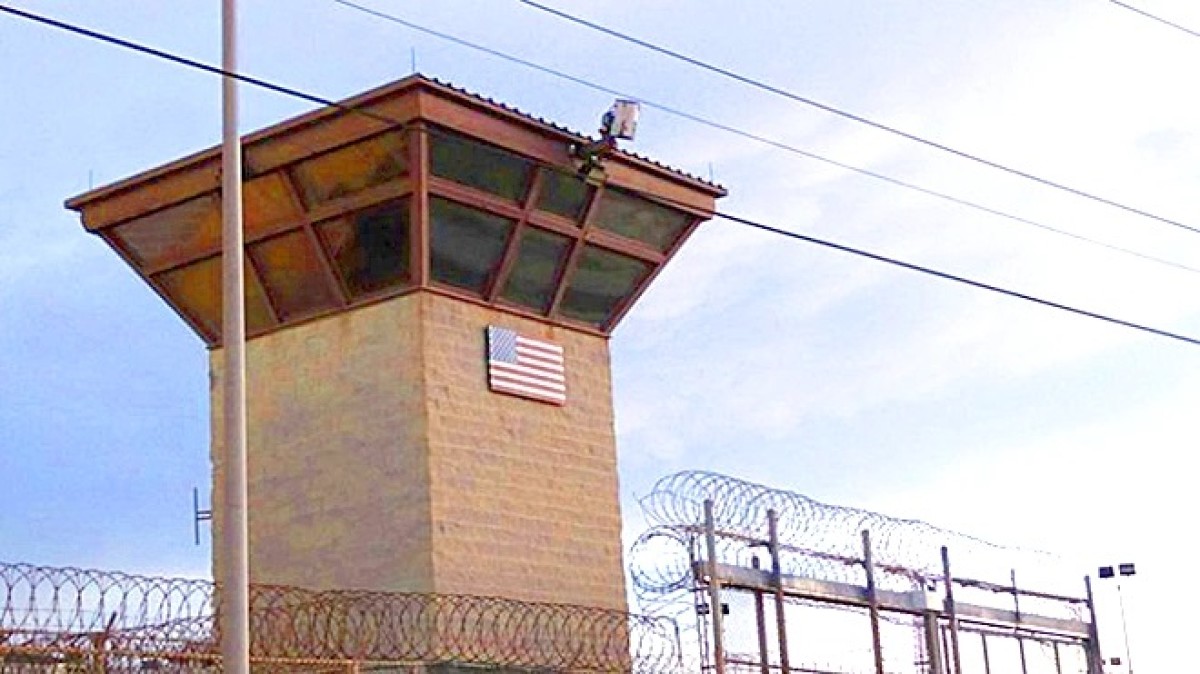 America sends 11 Yemeni prisoners from Guantanamo to Oman