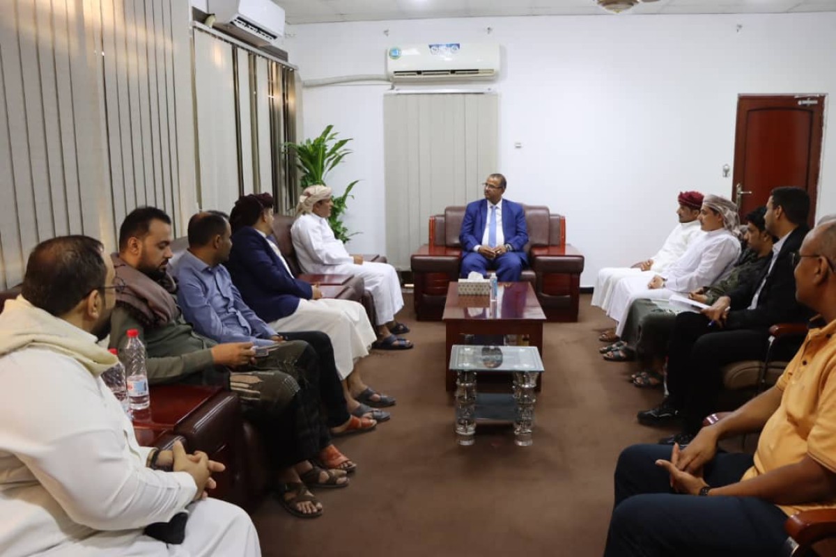 Minister Al-Zaouri praises the humanitarian and youth efforts of the Tomorrow Youth Union in Al-Mahra
