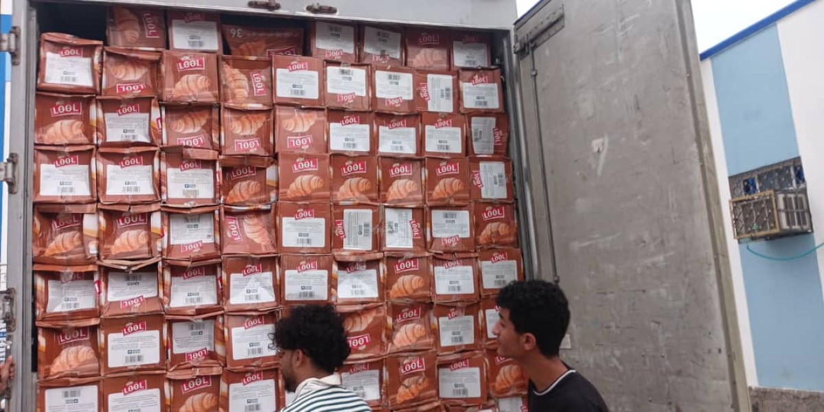 Environmental Health in Mansoura withdraws and destroys 116 thousand pieces of “Lol” cakes that are not fit for consumption