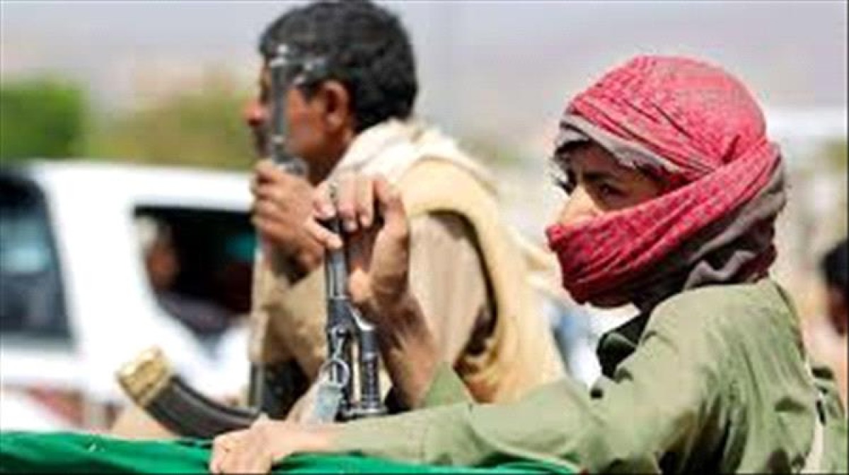 The Houthi militia looted the incentives of teachers in the Runa Shabs