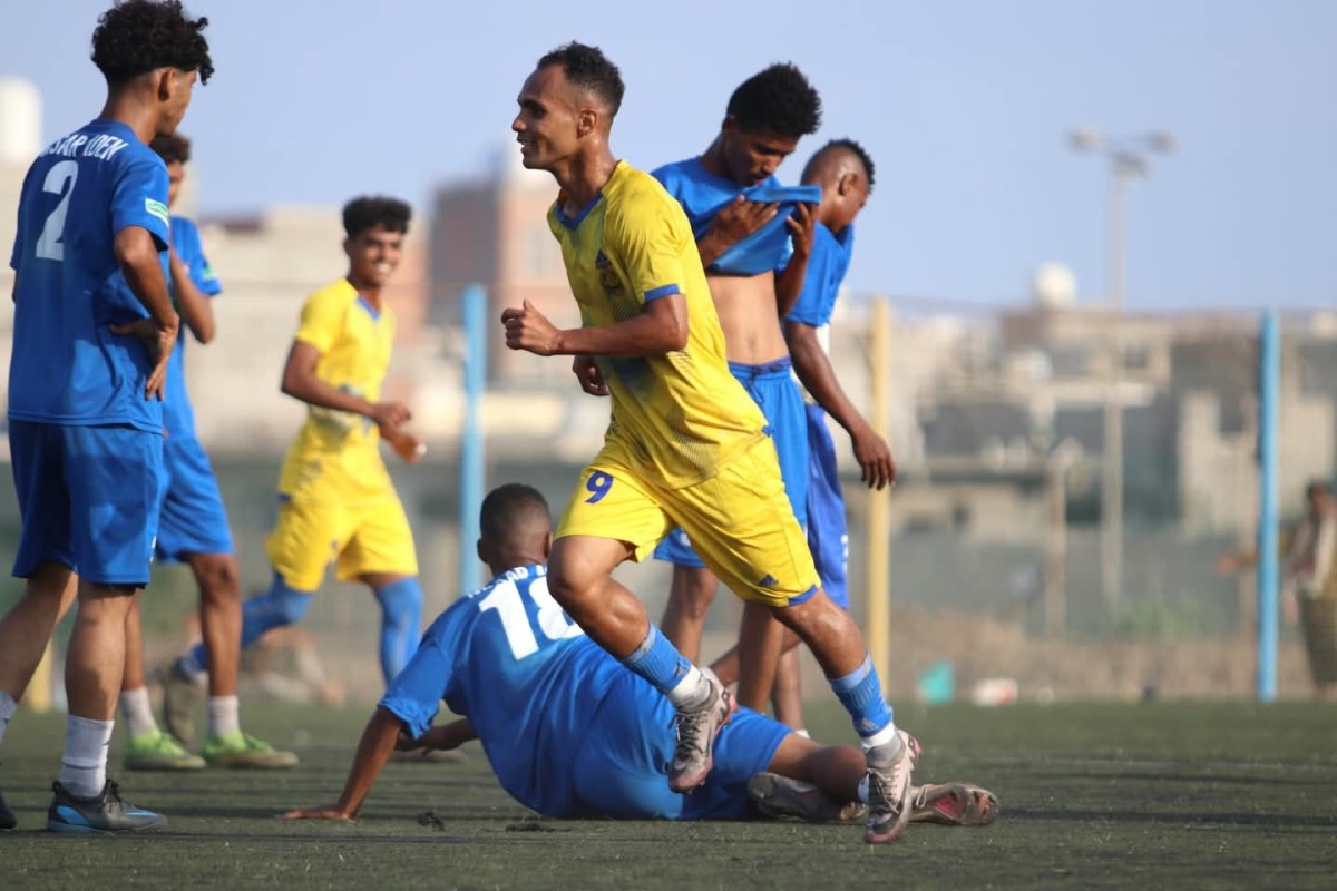 الشعلة يكتسح النصر بعشرة أهداف ويعزز صدارته لدوري عدن الممتاز