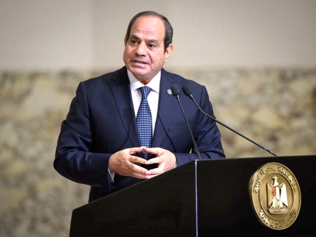 السيسي يؤكد أهمية استعادة الأمن والملاحة في البحر الأحمر وباب المندب