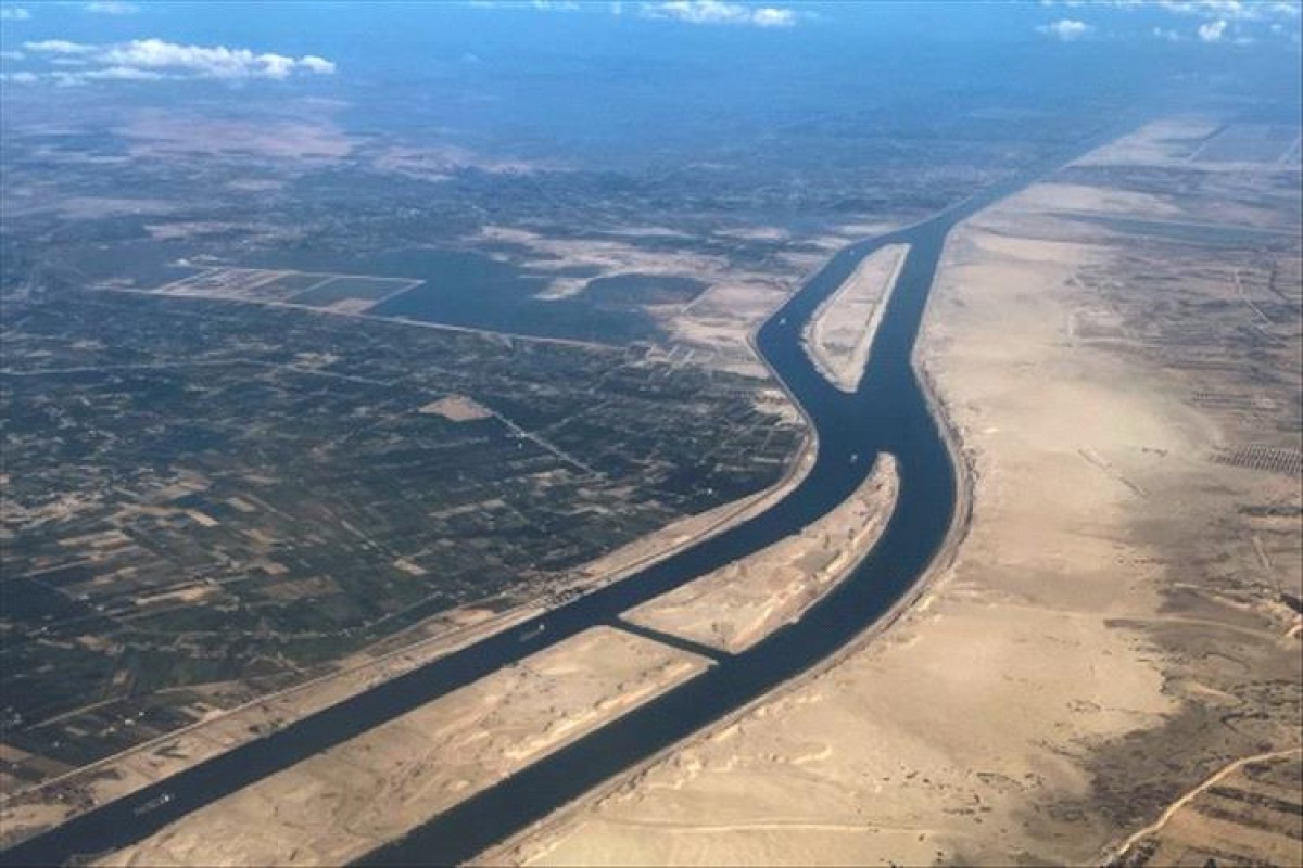 An oil tanker attacked by the Houthis last year crosses the Red Sea