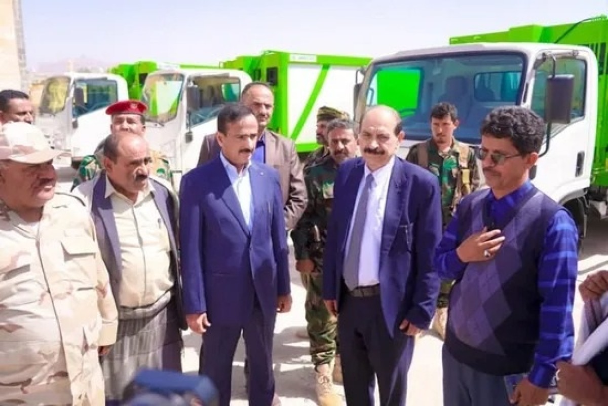 Shabwa .. The UAE supports the province with heavy equipment to improve the environment