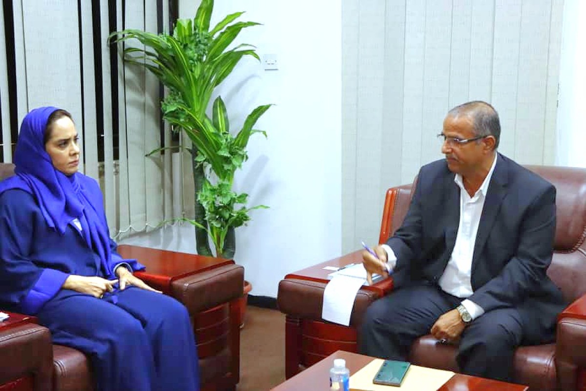 Minister Al -Zaouri discusses the humanitarian crisis in Yemen with the resident deputy residing coordinator