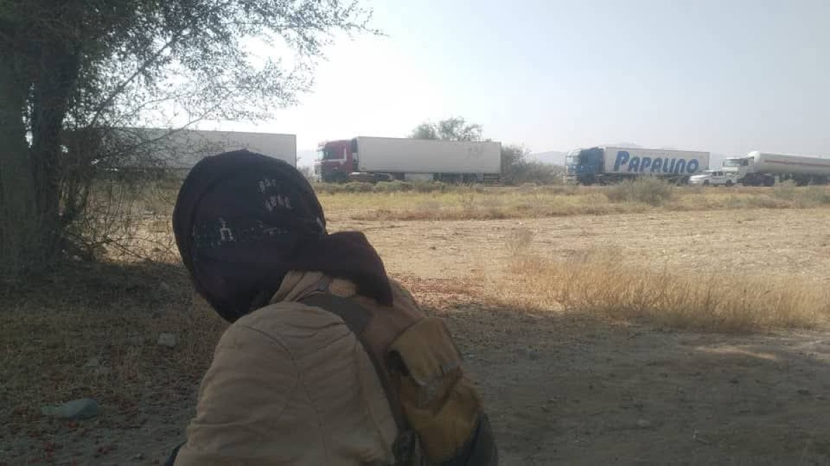 أزمة غاز تلوح في الأفق بعدن بسبب إيقاف شاحنات محملة بالوقود بأبين