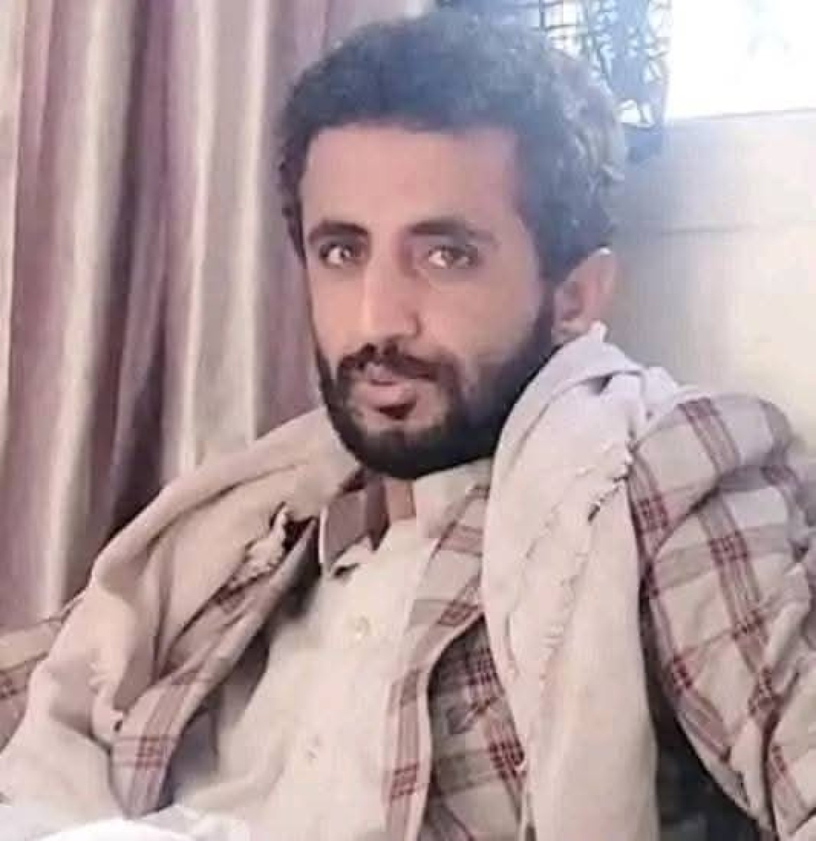 بسجون مأرب.. لجنة تحقيق تقول إن وفاة السجين "راشد الحطام" انتحار