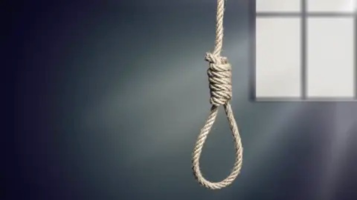 المهرة.. مراهق ينهي حياته بسبب تحطيم والده هاتفه المحمول