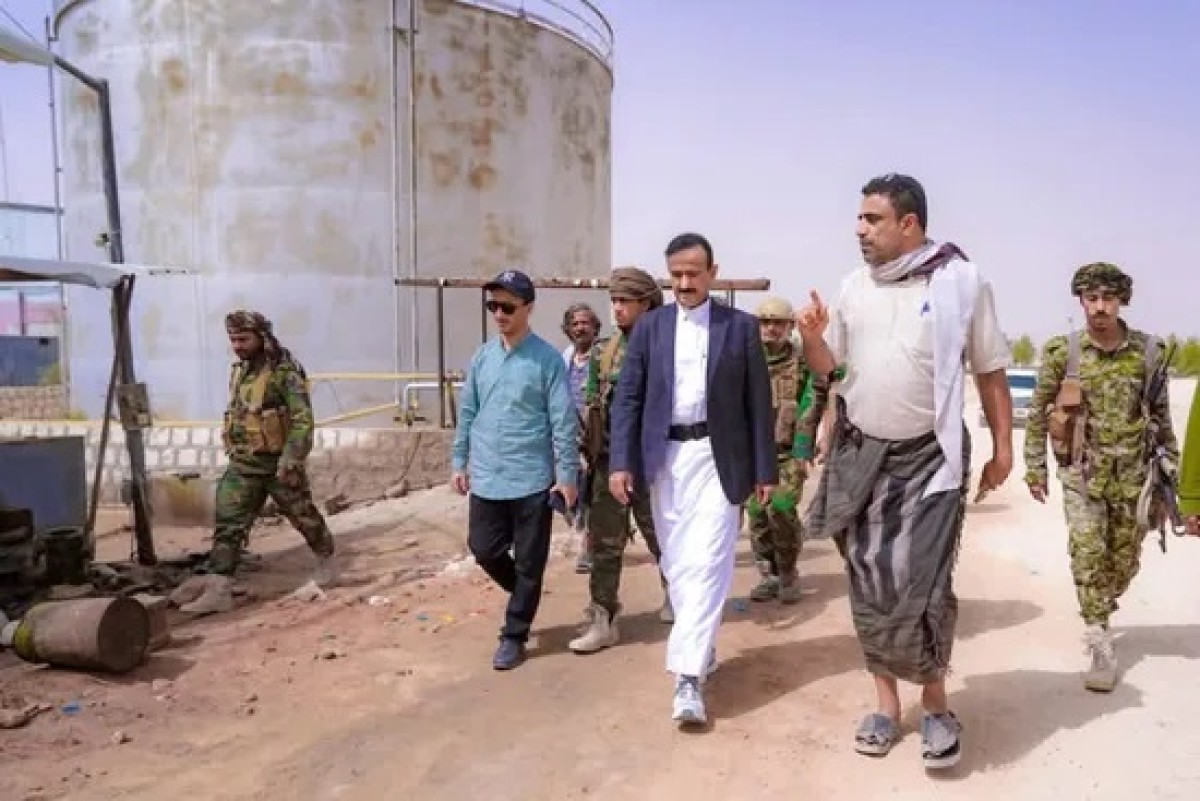Shabwa Governor inspects plans to operate power stations during Ramadan