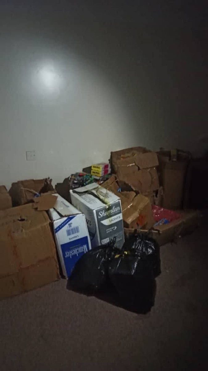 Aden security confiscates large quantities of fireworks from the capital markets