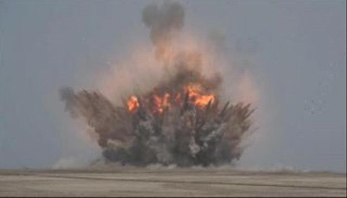 A violent explosion in Hodeidah kills Houthi experts, including a foreigner while preparing marine mines