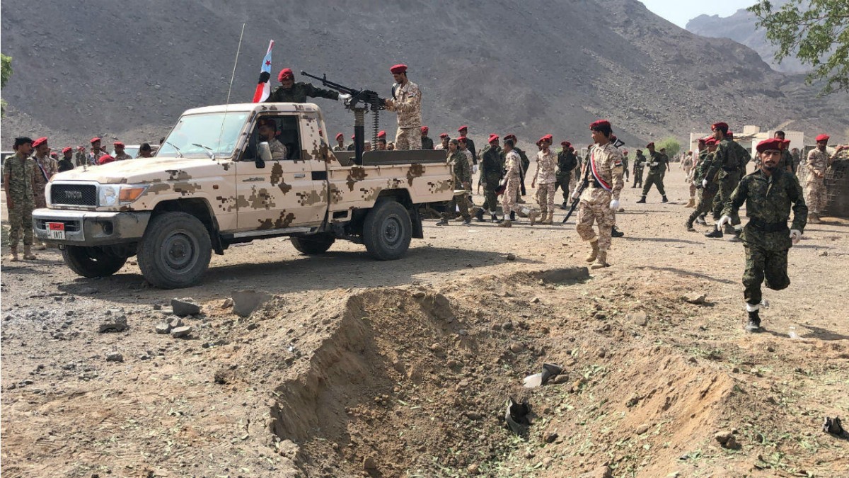 شهداء وجرحى في انفجار عبوة ناسفة بطقم تابع للقوات الجنوبية في أبين